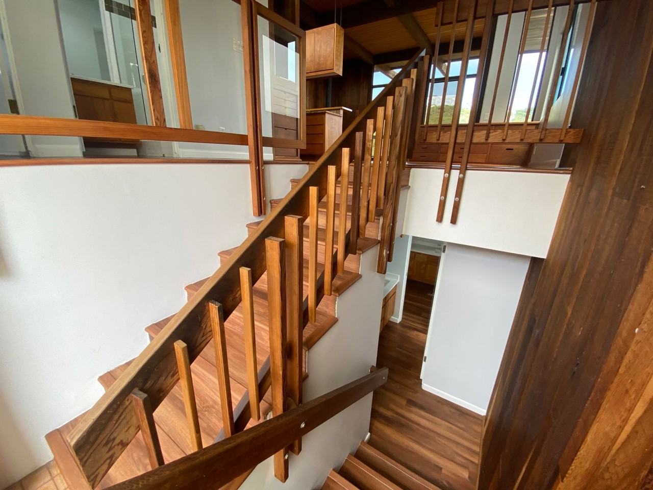 2582 Bonita Way - Photo 3 of 27