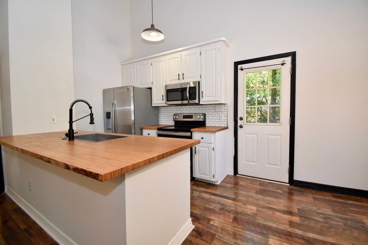 1173 Christpher Ln - Photo 5 of 16