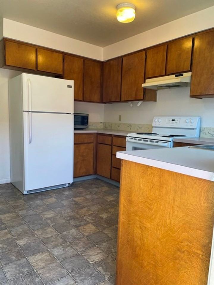 1714 Lakeview Ave - Photo 4 of 8