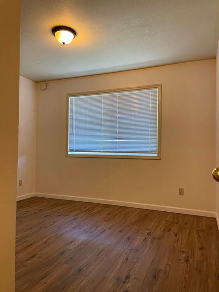 1714 Lakeview Ave - Photo 7 of 8