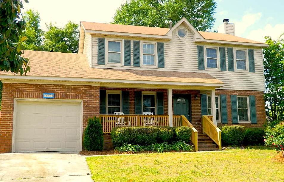 635 Clinton Way W
