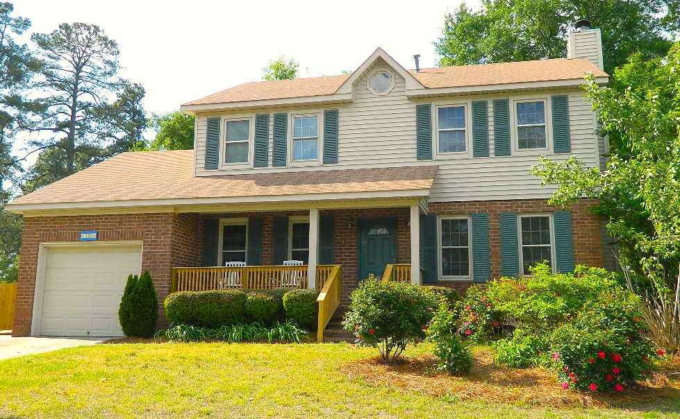 635 Clinton Way W - Photo 2 of 32