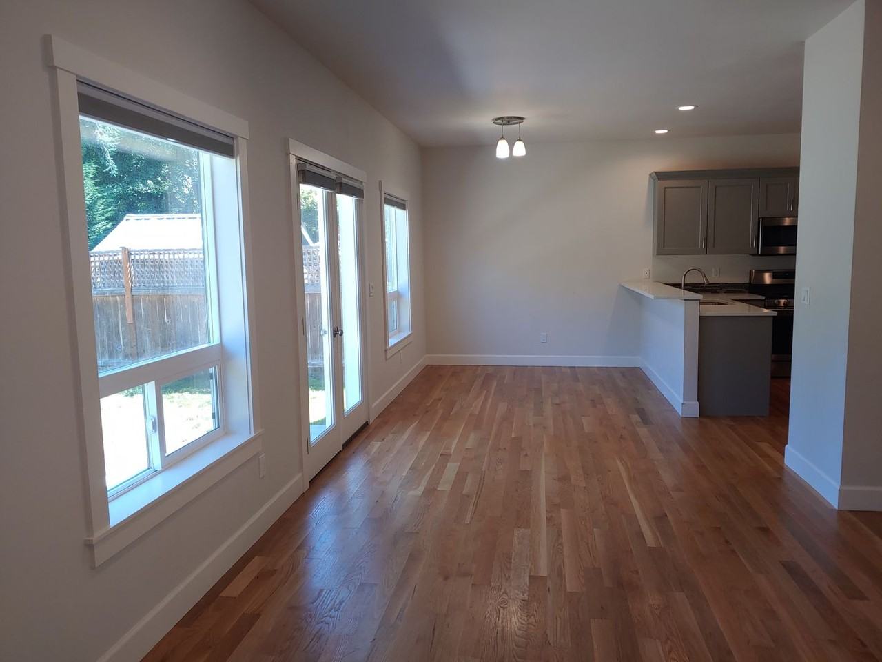 1803 Watkins Rd - Photo 5 of 20
