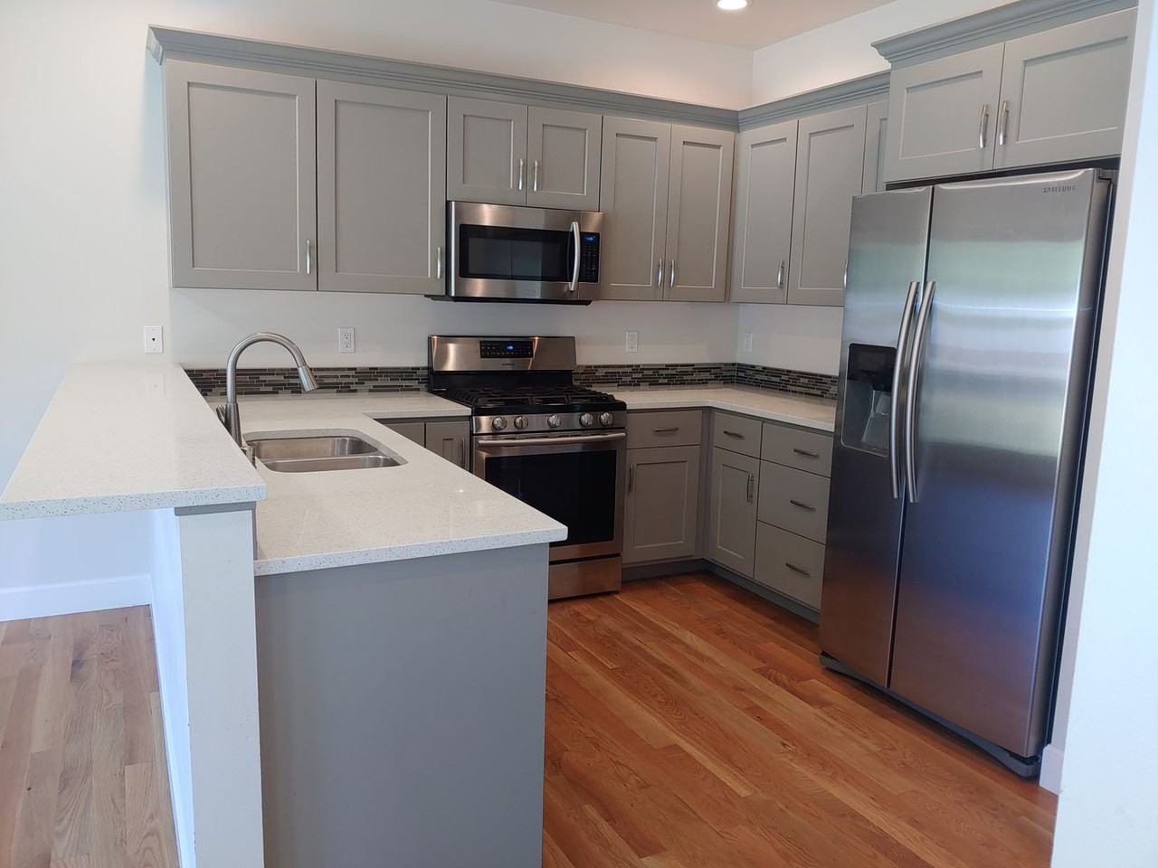 1803 Watkins Rd - Photo 7 of 20