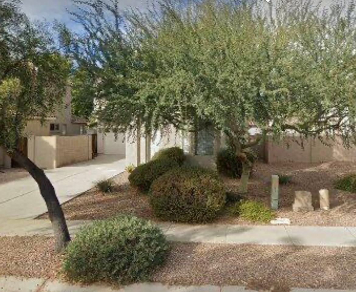 3776 E Stampede Dr