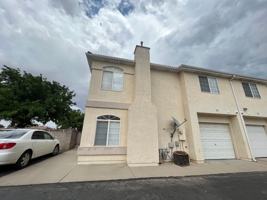 featured image of 195 E Fiddlers Canyon Rd #33