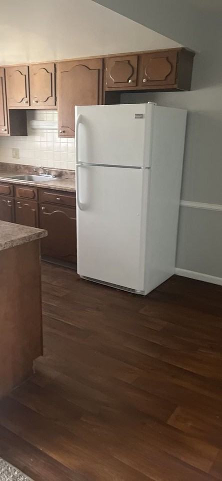 Stratford West Apartments - Photo 2 of 18