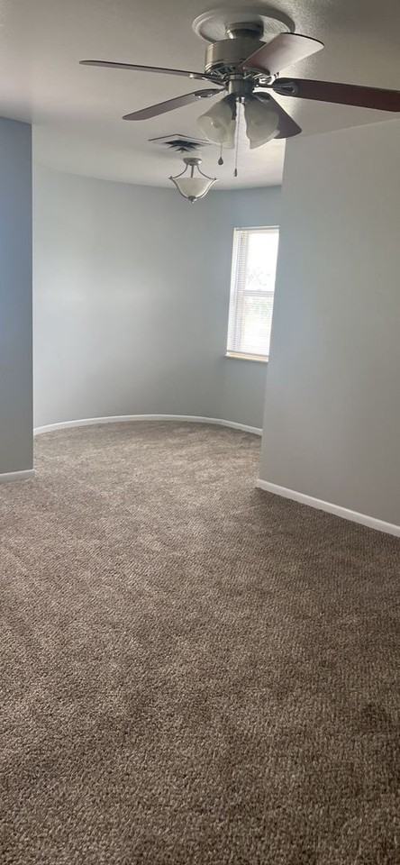 Stratford West Apartments - Photo 6 of 18