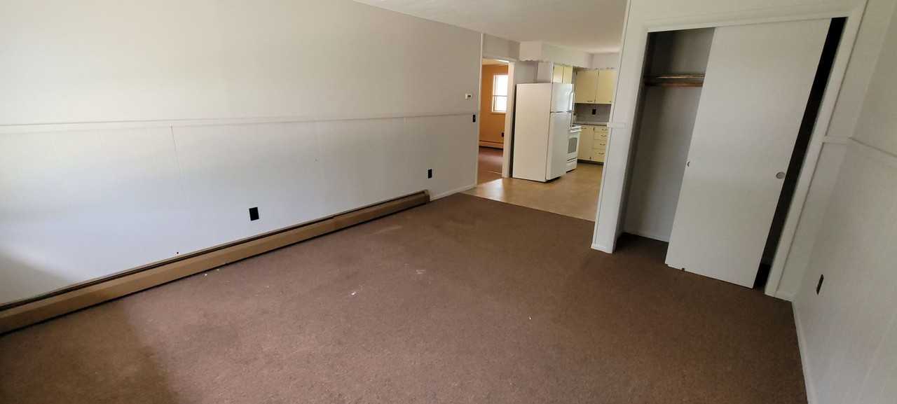 1072 Lassie Lane - Photo 3 of 6