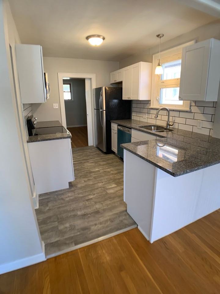 149 Beram Ave - Photo 3 of 18