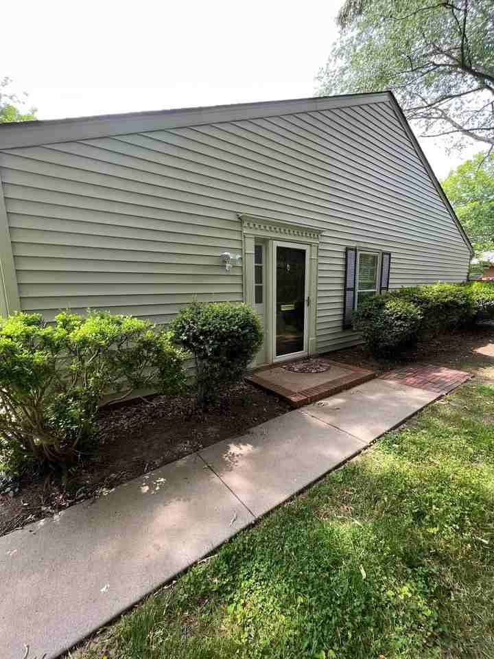 3959 Valley Ct Unit F - Photo 2 of 18