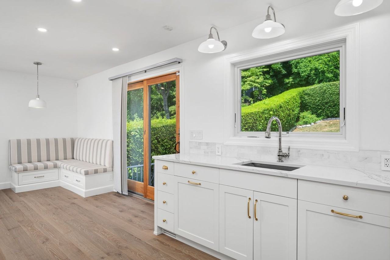 114 Candlewood Dr - Photo 7 of 25