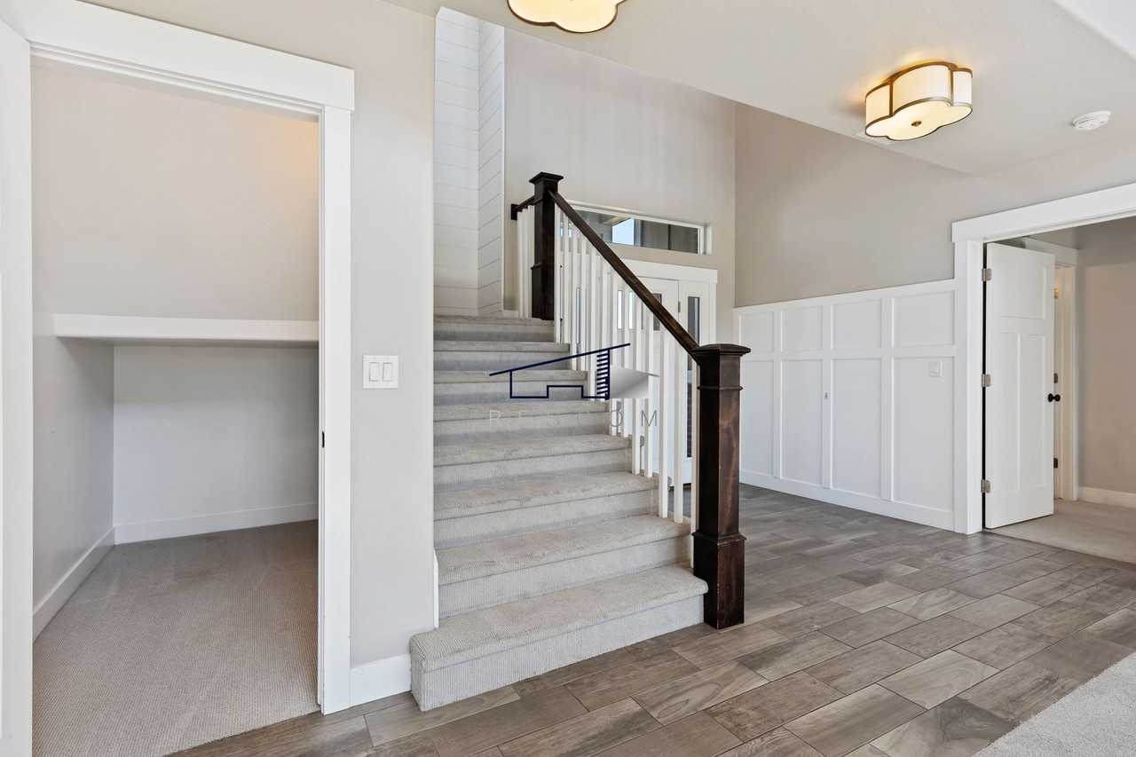 1939 S 2650 W - Photo 2 of 36