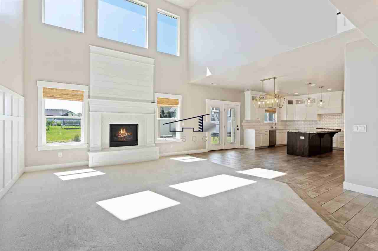 1939 S 2650 W - Photo 3 of 36