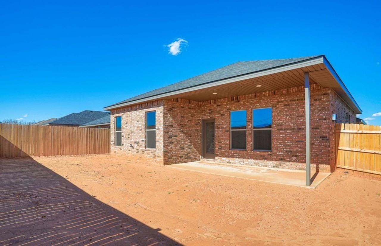 7116 E County Road 99 1/2 - Photo 2 of 20