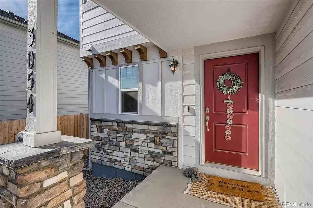 3054 Loot Dr - Photo 3 of 25