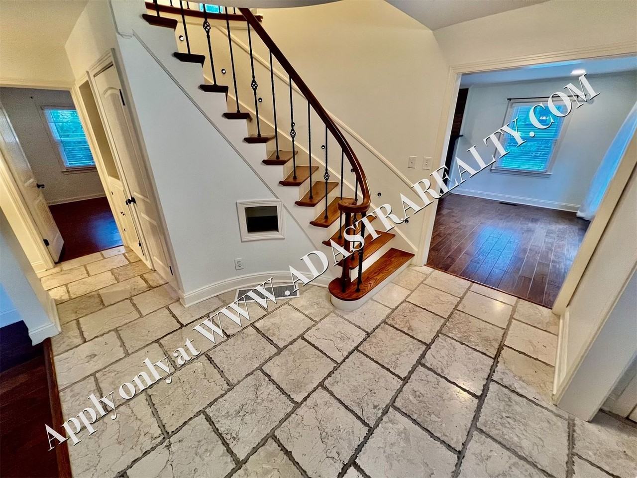 5404 Chadwick Street - Photo 7 of 46