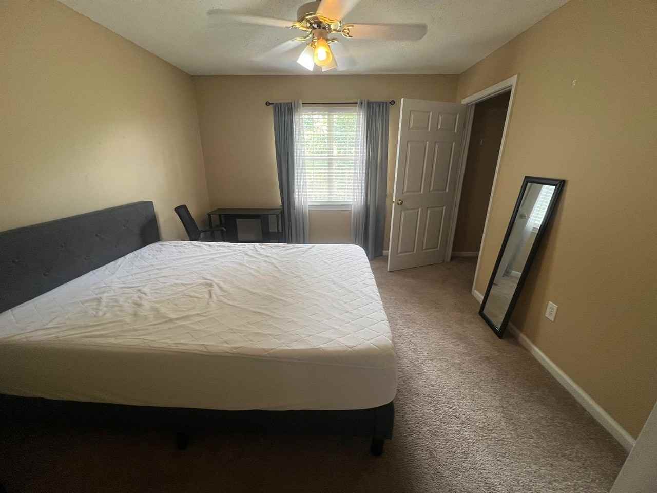 100 Woodstone Dr #33 - Photo 6 of 13