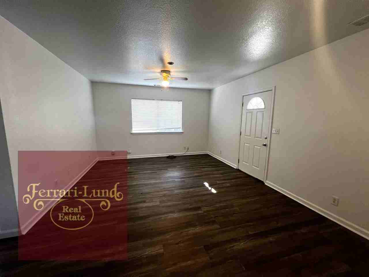 G St - Photo 2 of 11