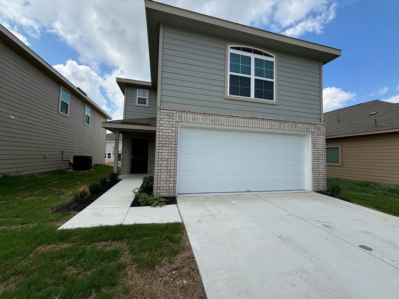 2242 Dry Moss Way - Photo 2 of 21