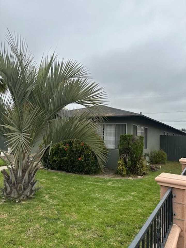 468 N N St - Photo 2 of 21