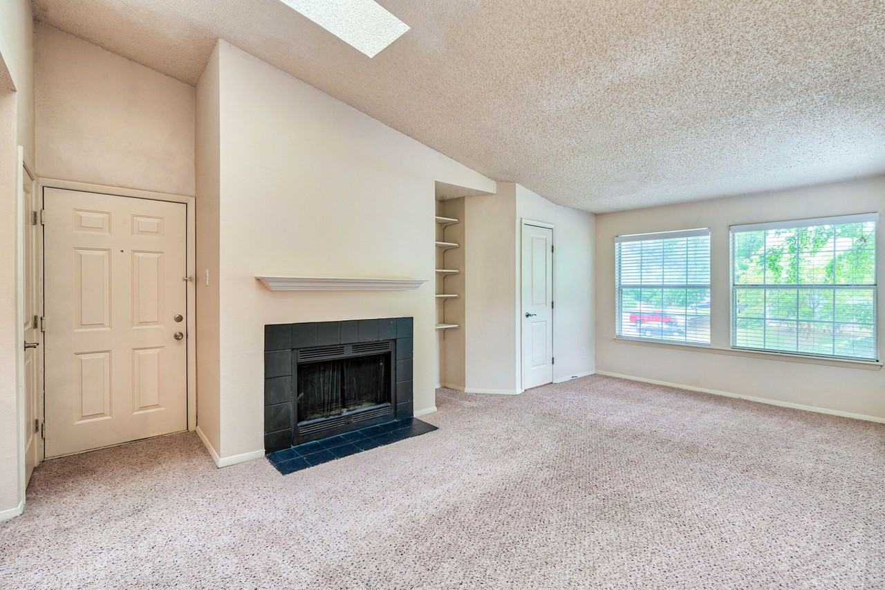 Timber Hollow - Photo 4 of 50