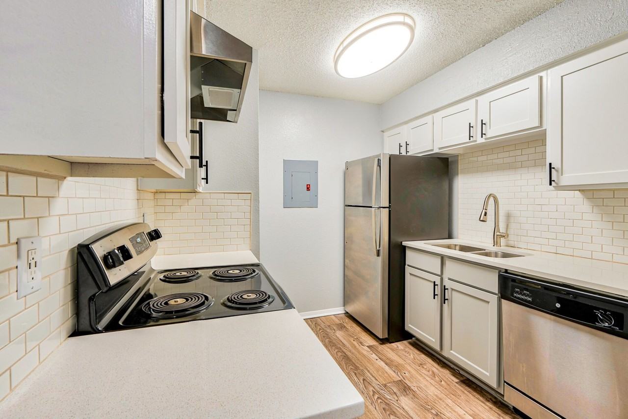 Timber Hollow - Photo 5 of 50