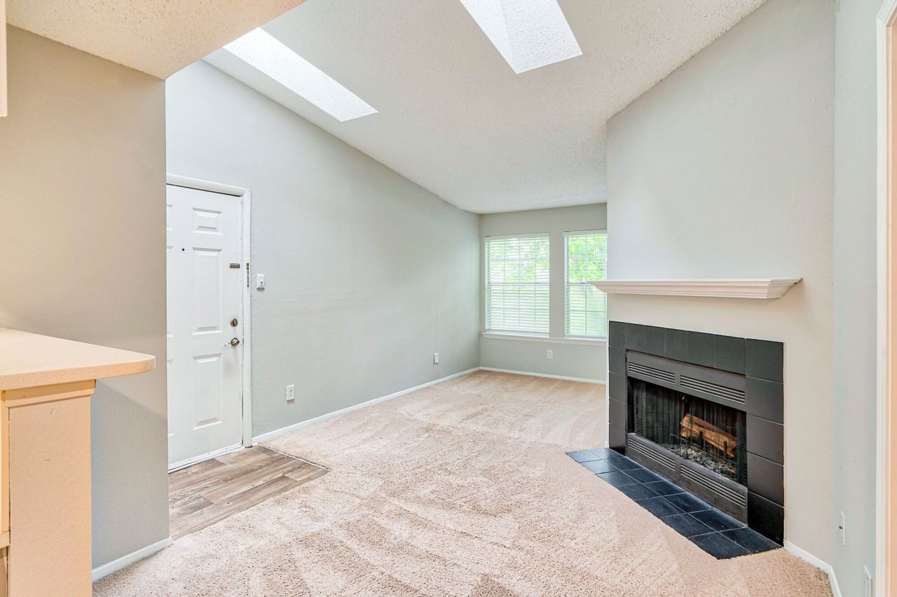 Timber Hollow - Photo 6 of 50