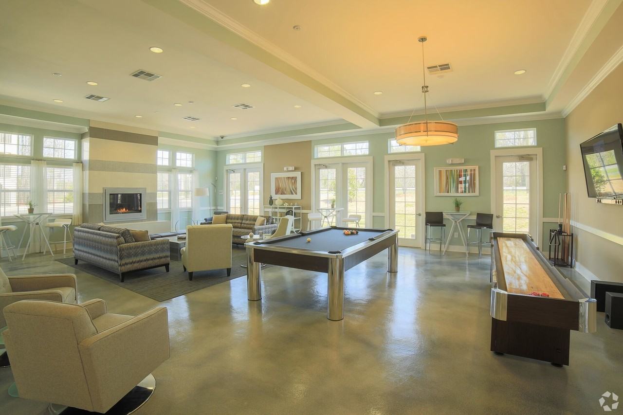 Belle Haven Apartments - Photo 7 of 26