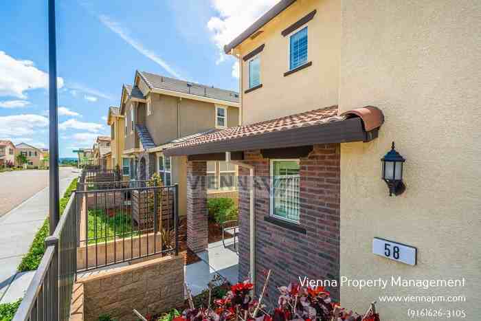 58 Huddlestone Cir - Photo 3 of 32