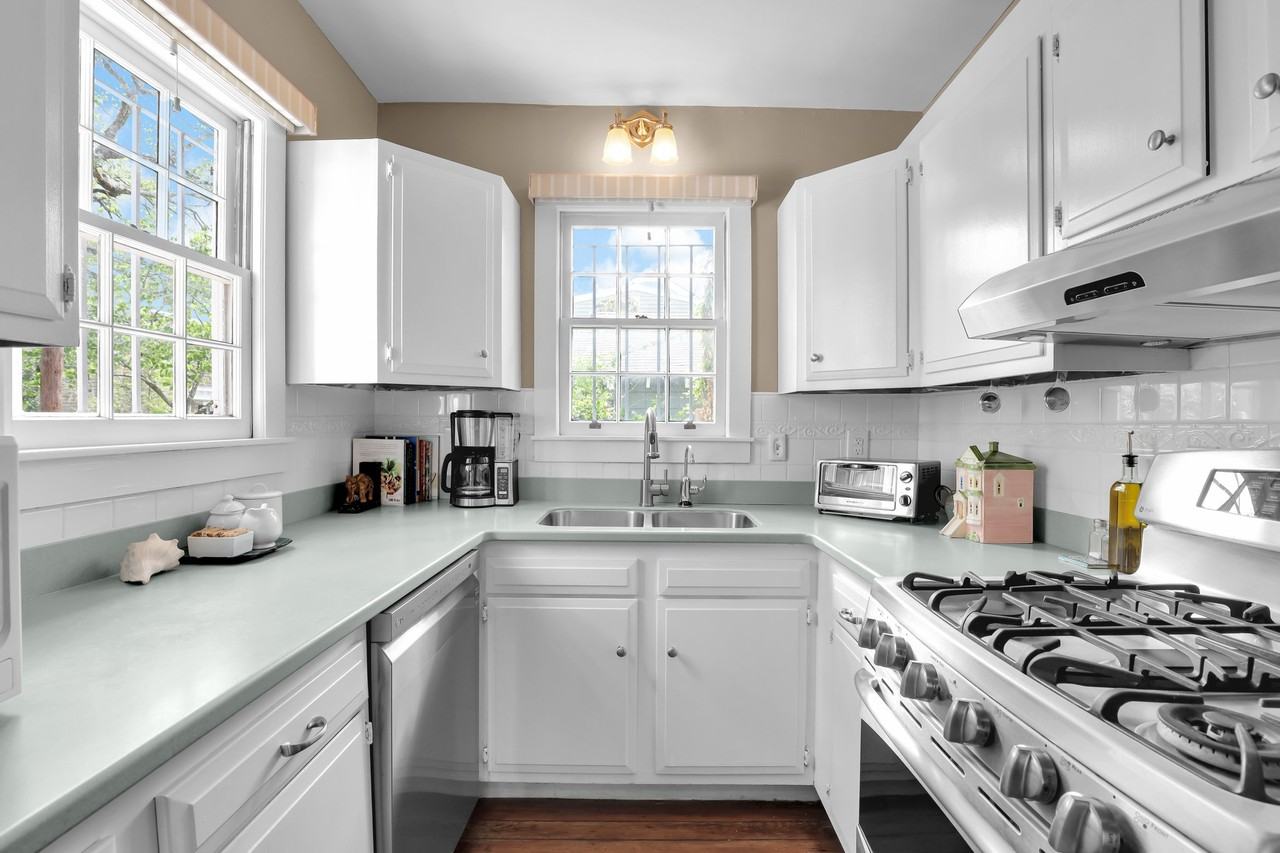 322 Price St #322 - Photo 4 of 30