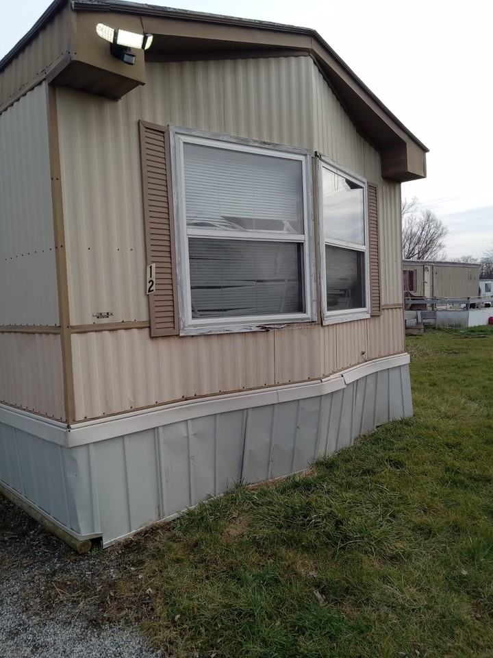 Danville Mobile Home Park H12, Danville, IL 61832 2 Bedroom Apartment for 635/month Zumper