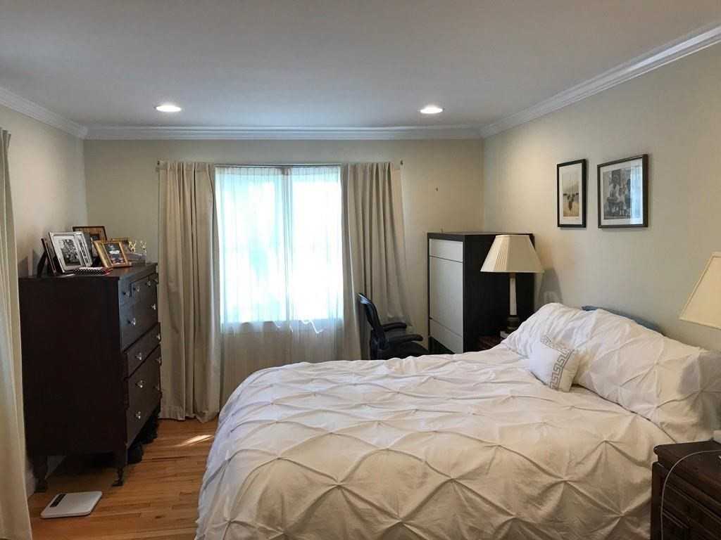 15 Heath St #1A - Photo 3 of 7