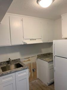 685 Iris Ave #38 - Photo 4 of 12