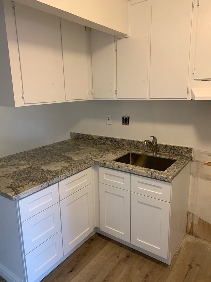 685 Iris Ave #38 - Photo 7 of 12