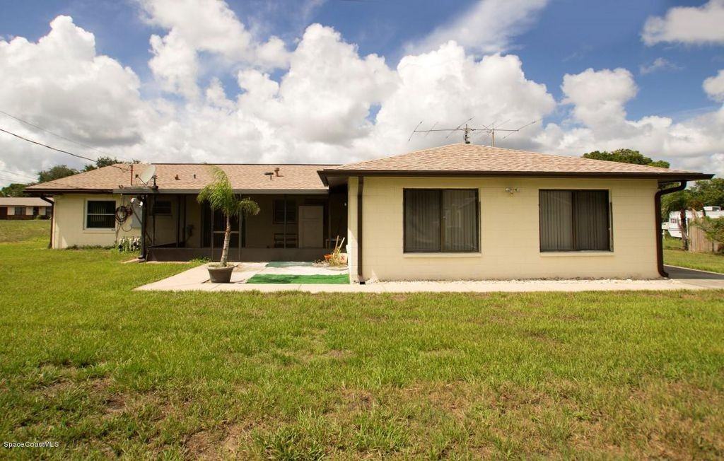 1081 Aron St #NA - Photo 2 of 28