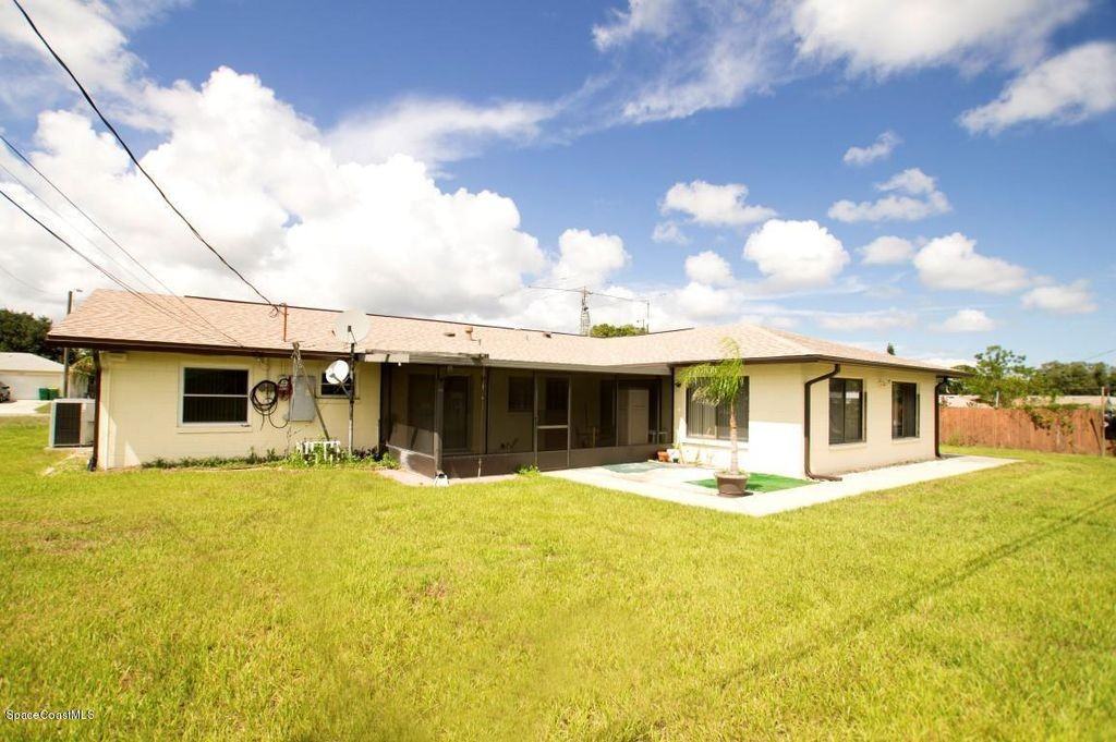 1081 Aron St #NA - Photo 3 of 28