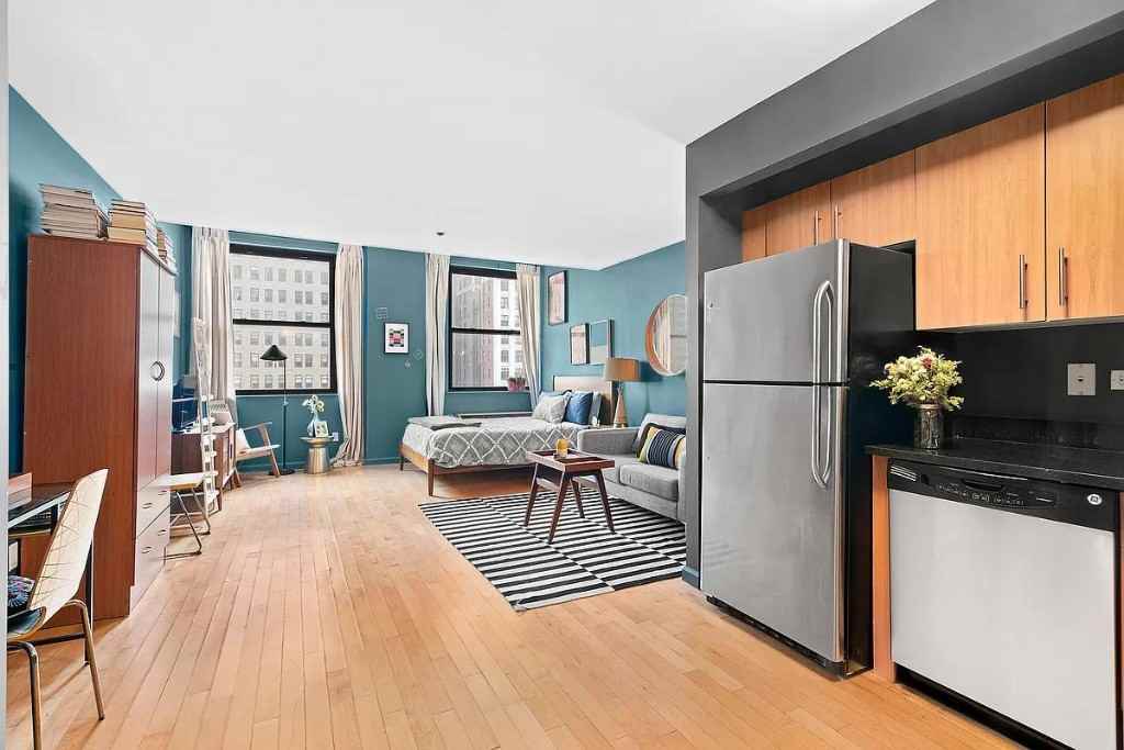 West St #14K - Photo 4 of 20