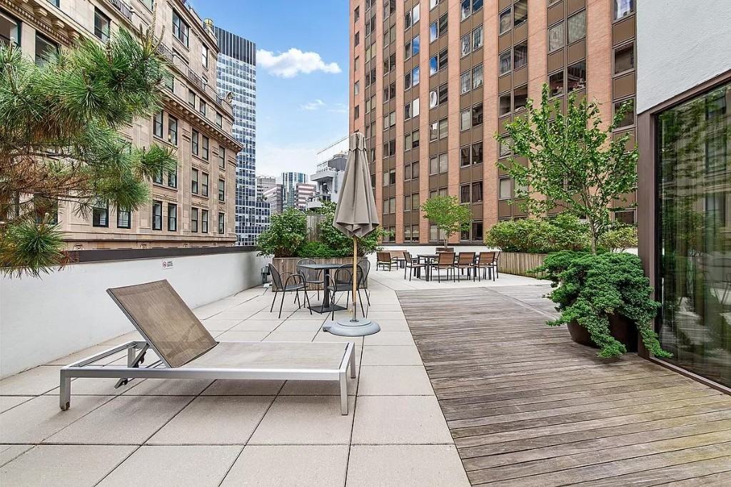 Wall Street Ct #908 - Photo 5 of 7