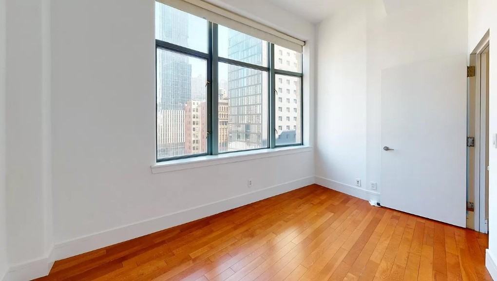 Greenwich St #11A - Photo 3 of 10