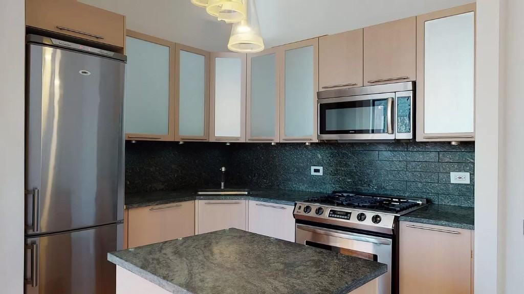 Greenwich St #11A - Photo 5 of 10