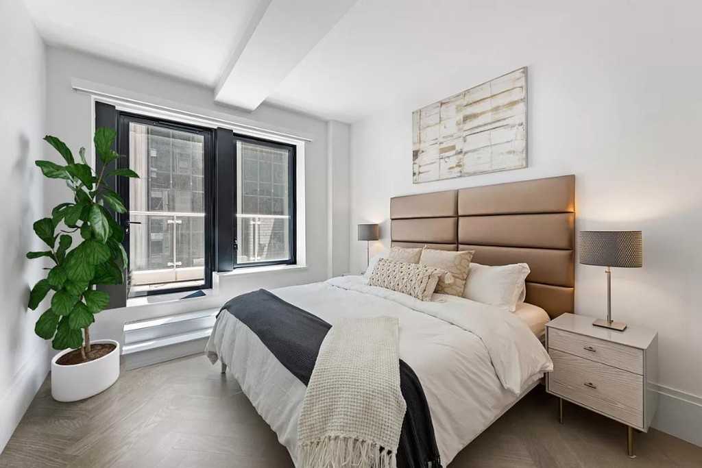 Wall St #19B - Photo 5 of 12