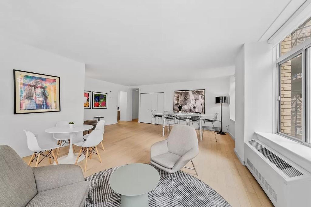 John St #2013 - Photo 3 of 9