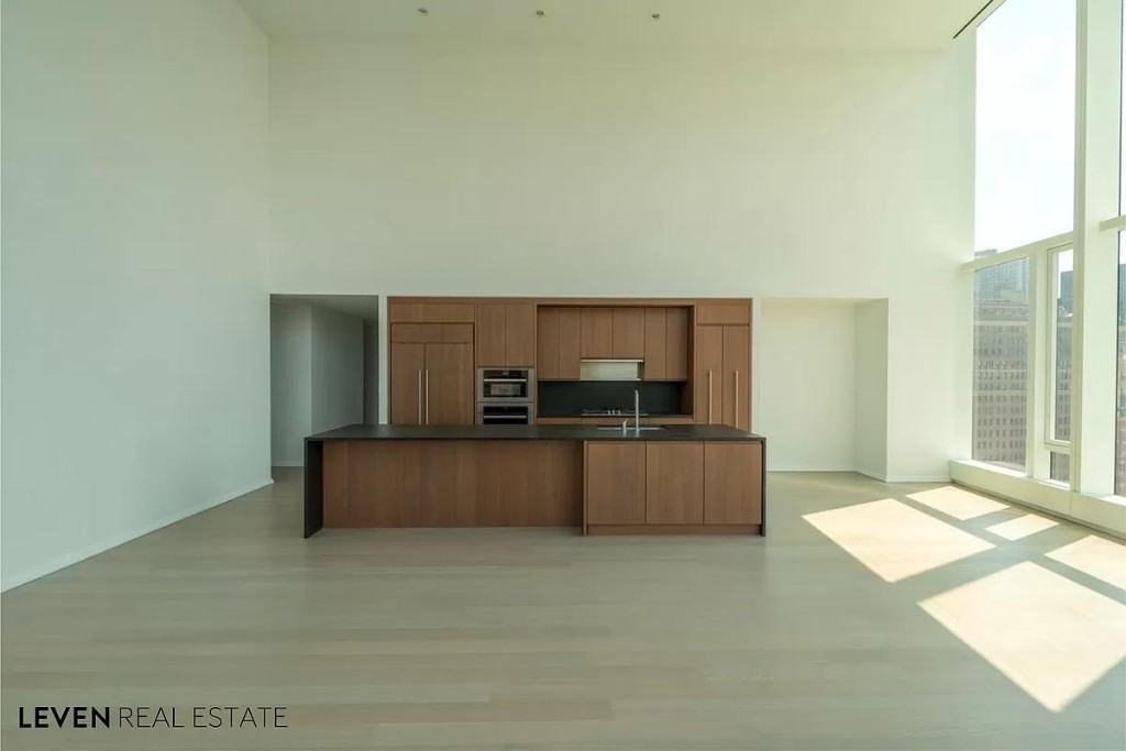 West St #22C - Photo 3 of 20