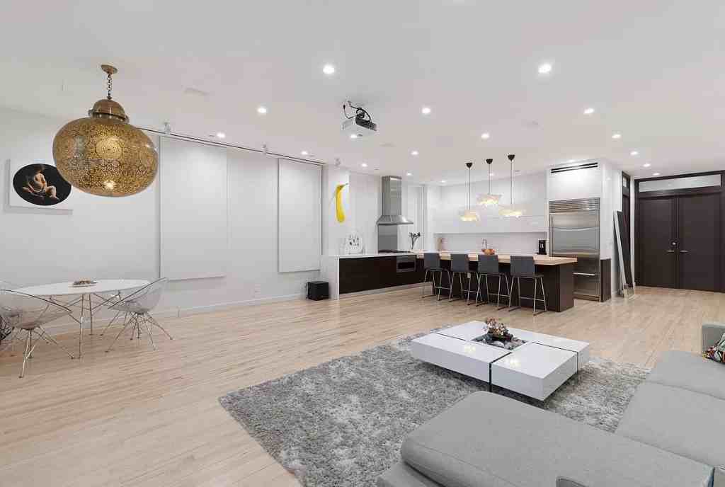 Broadway & Maiden Ln #15A - Photo 6 of 10