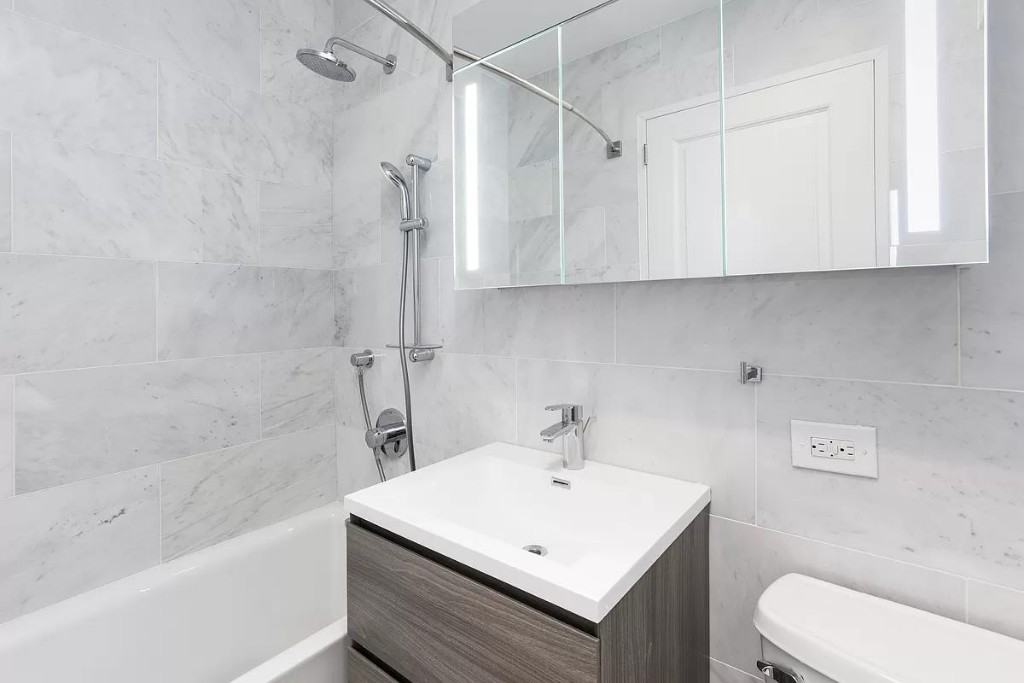 West St #11B - Photo 6 of 18