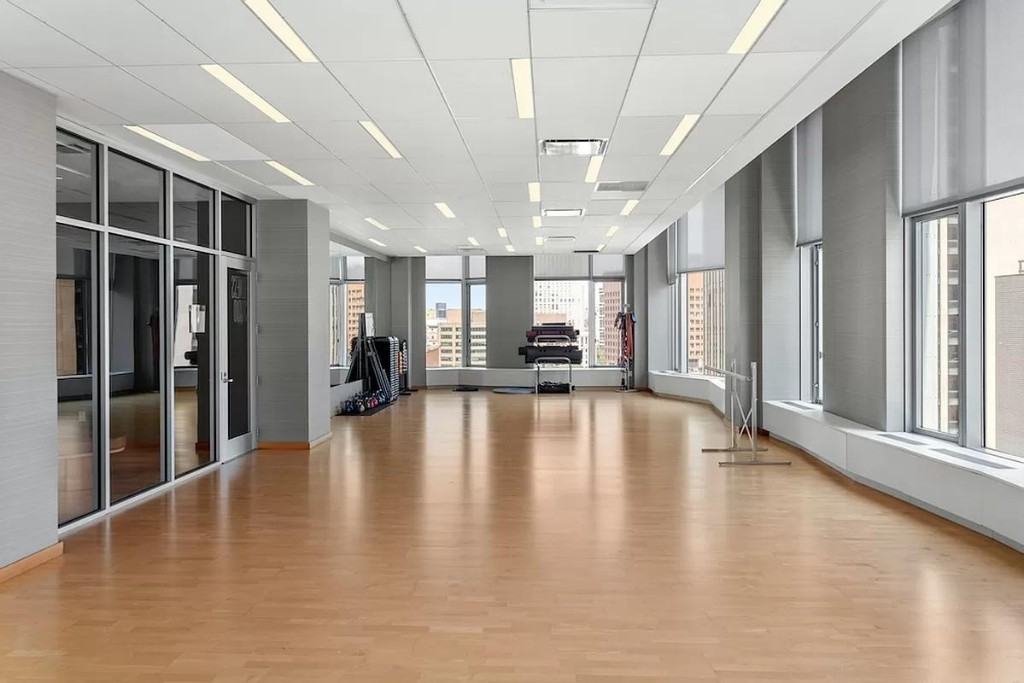 Spruce St #21E - Photo 7 of 12