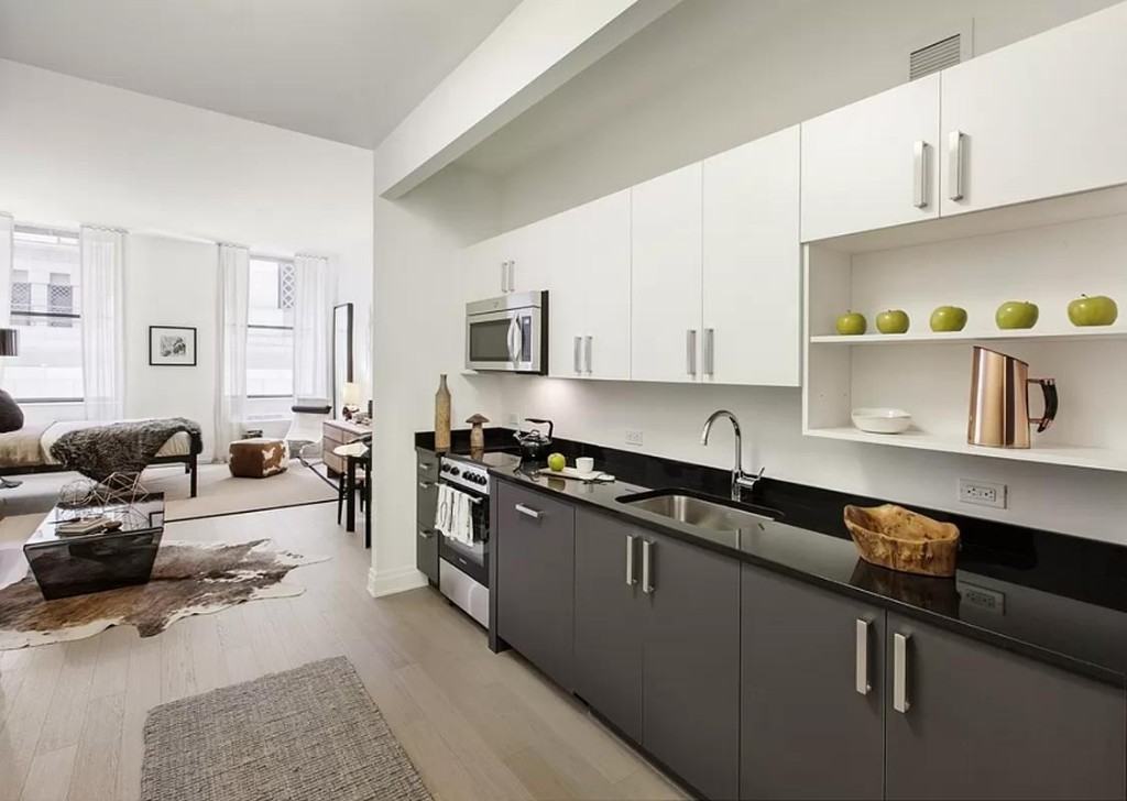 Pine St #1124 - Photo 2 of 20