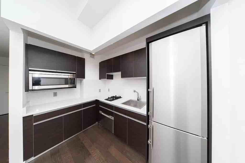 John St #3305 - Photo 3 of 16