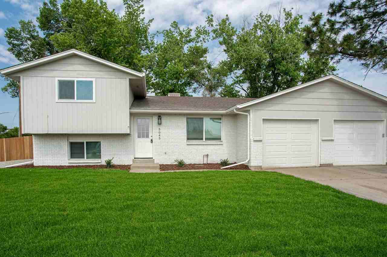 5055 Swadley St. - Photo 3 of 6